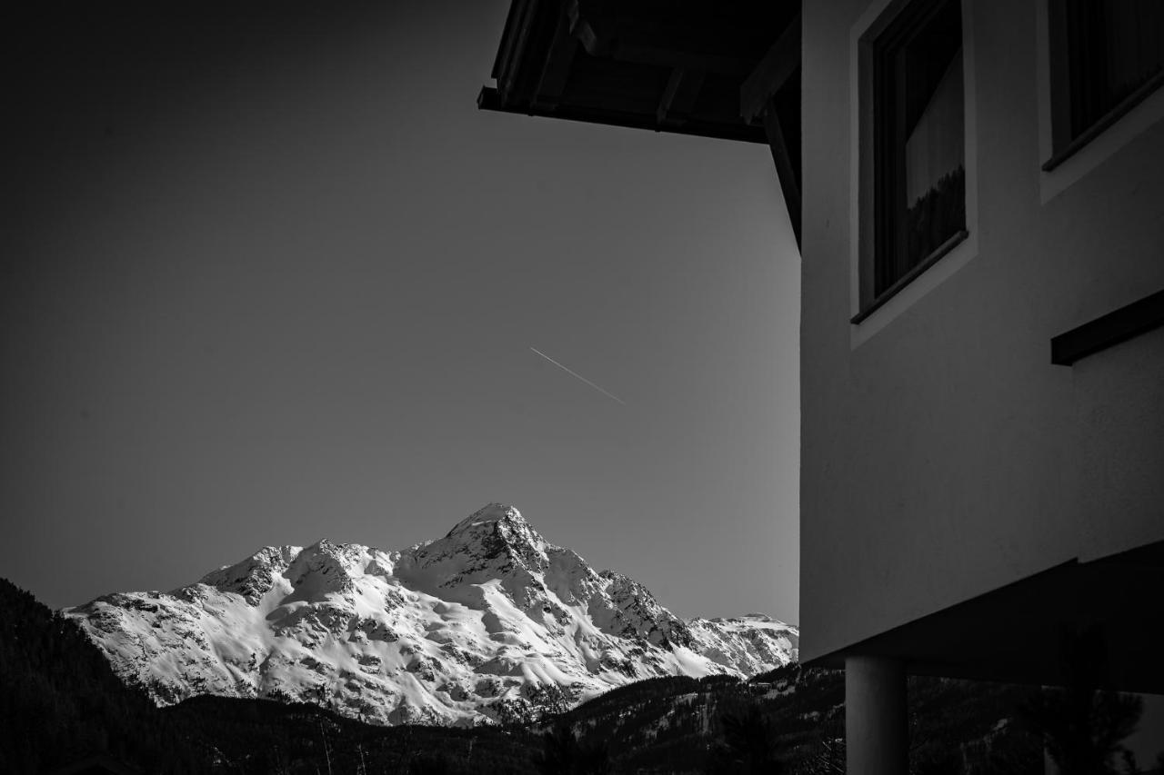 Haus Almrausch Appartement Sölden Buitenkant foto